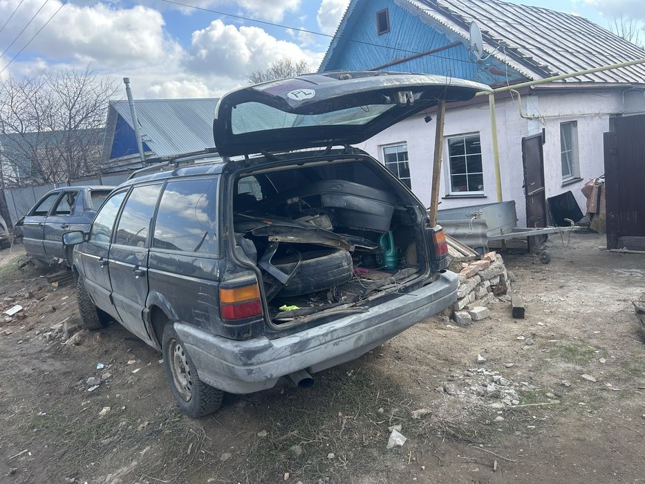 Продам пасат Б3 старый