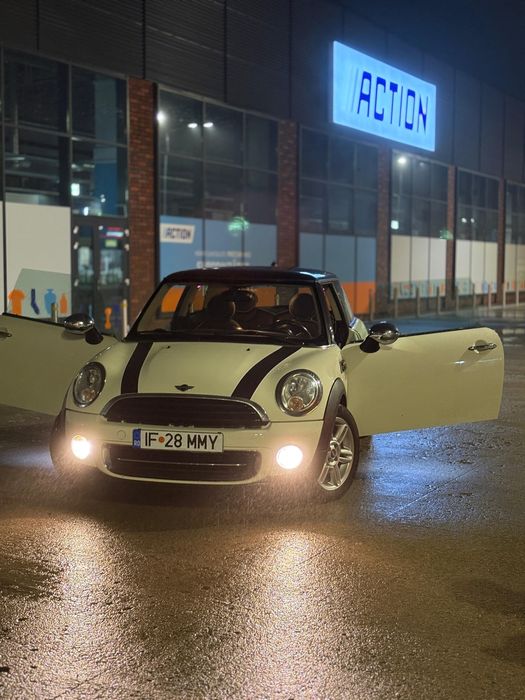 Se vinde mini cooper