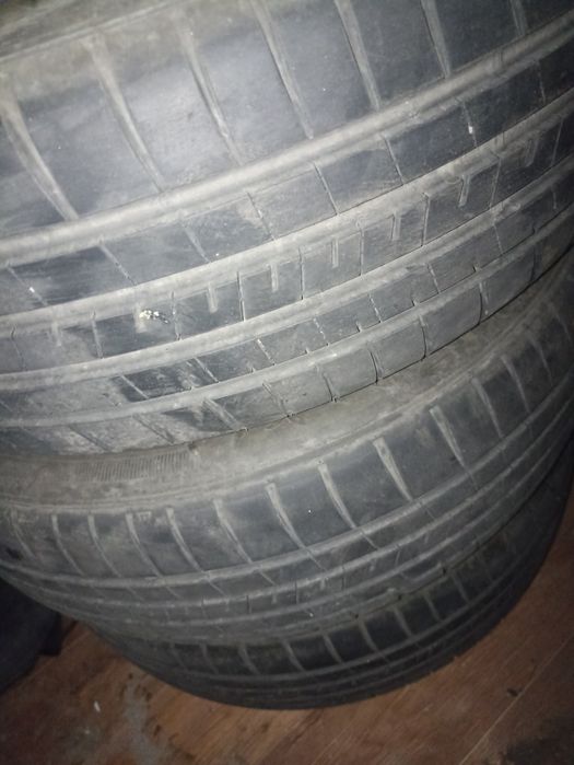 продам летние покрышки
