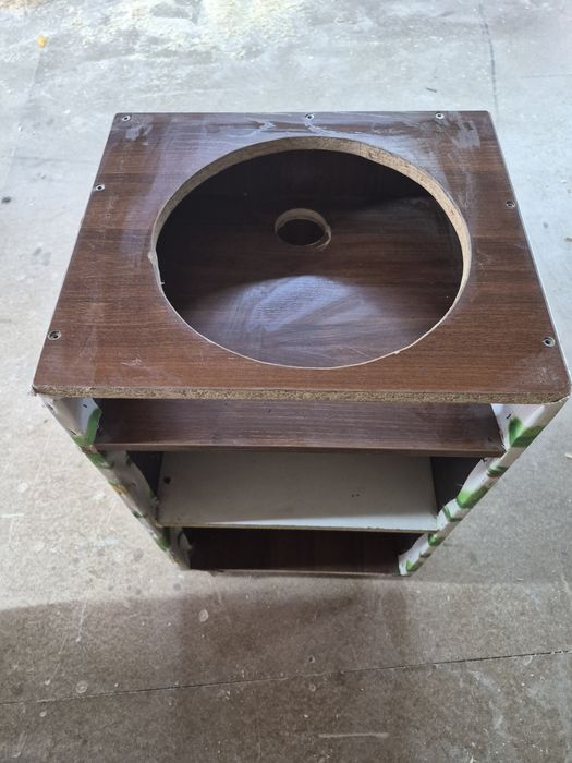 Отдам даром 2 стола для кукурузы