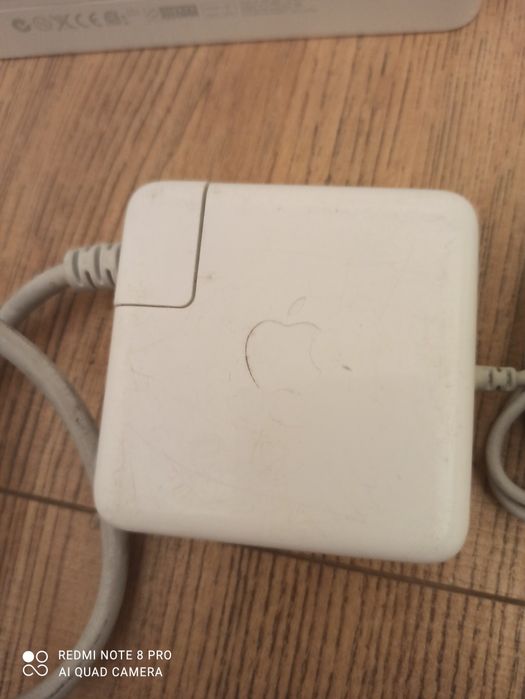 Alimentatoare apple