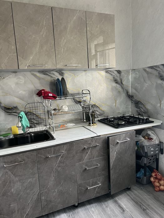 Chilonzor metroni oldida qizlarga ijaraga uy OILA BILAN SHERIKLIKKA