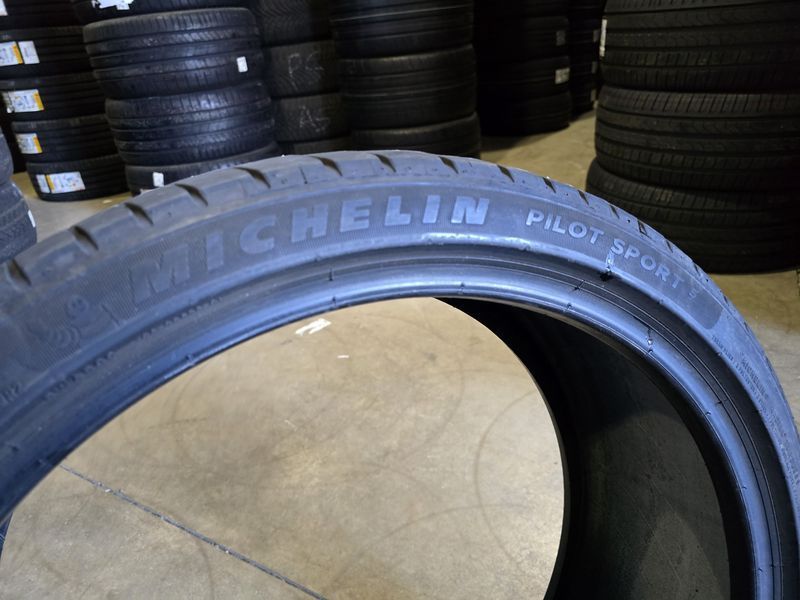 255/35/21 MICHELIN 2бр