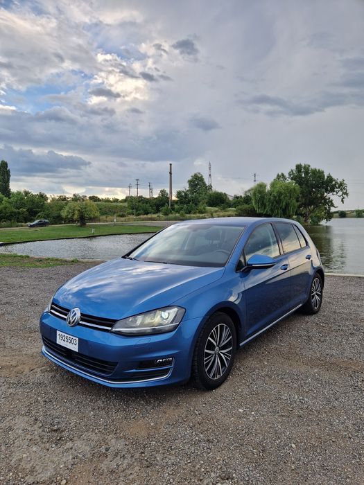 VOLKSWAGEN Golf 2017
