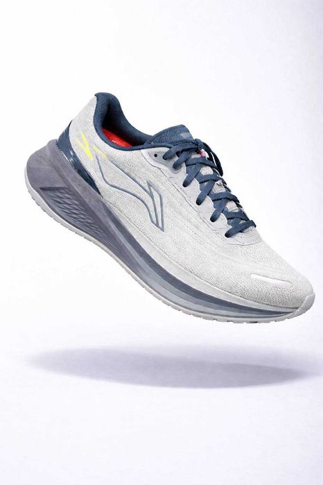 Кроссовки Li-Ning Minepair, размеры от 40 до 45.