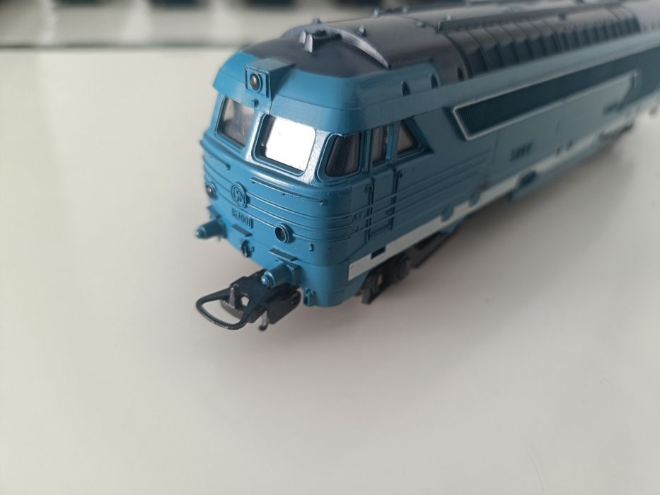 Macheta vagoane trenuleț electric