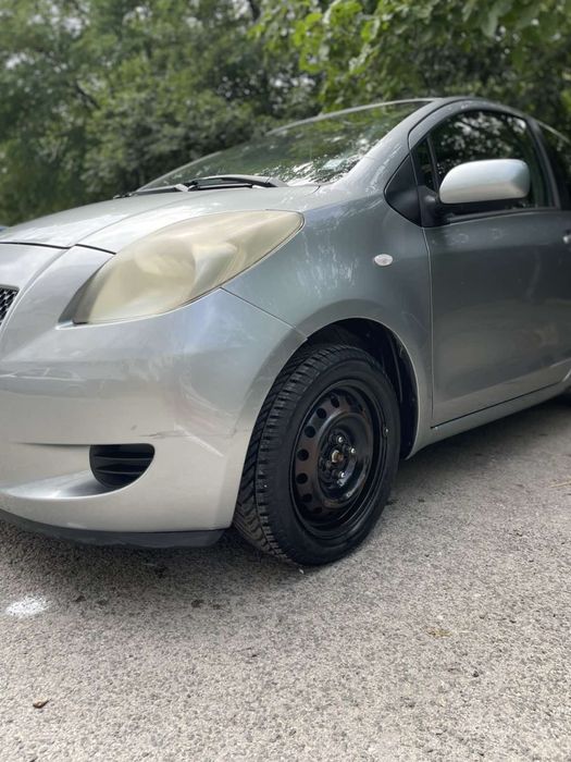 Toyota Yaris 1000 сс