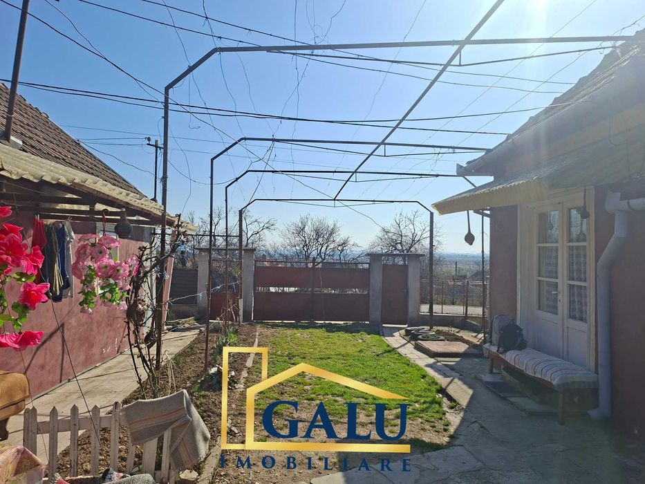 Casa cu teren3500mp Vaida com.Roșiori la 30km de Oradea