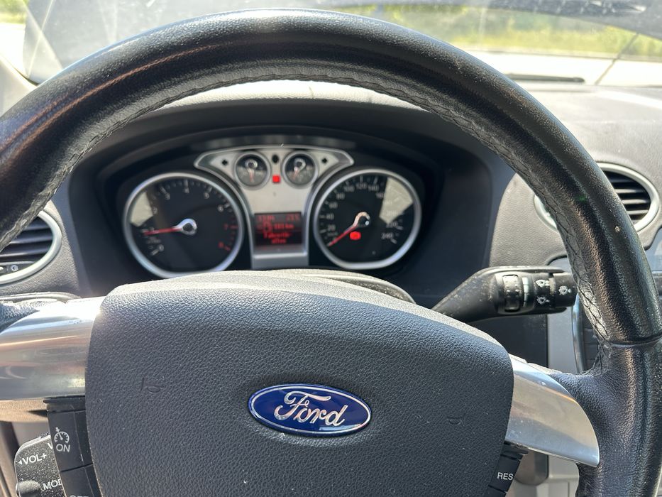 Форд Фокус 2010, 1.6i-101к.с. На части!!!