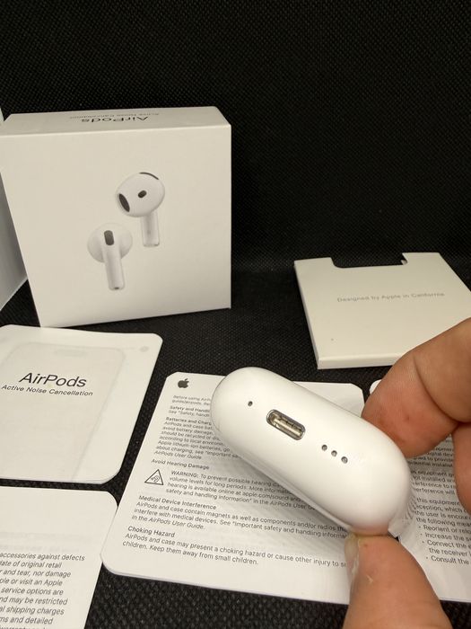 Air Pods Generatia 4