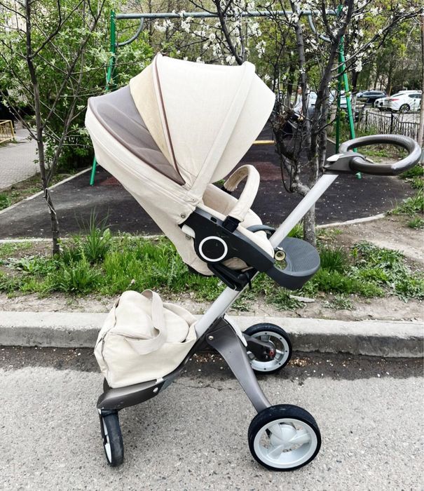 Коляска прогулочная Stokke Xplory