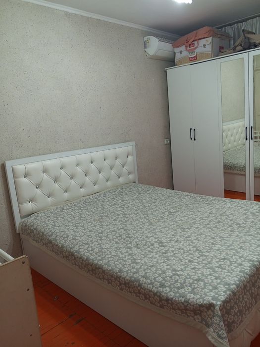 Срочно продам спальный гарнитур