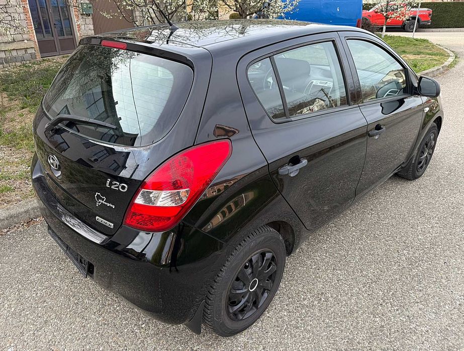 Hyundai i20 4 USI 08/2012 1.4 DIESEL 75 CP EURO5 CLIMATIZARE Adus acum