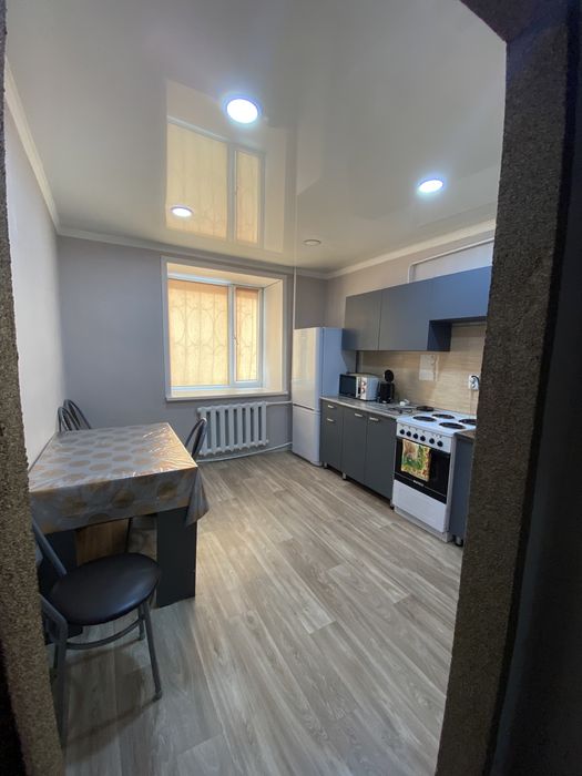 Сдается 2 комнатная квартира на левом берегу