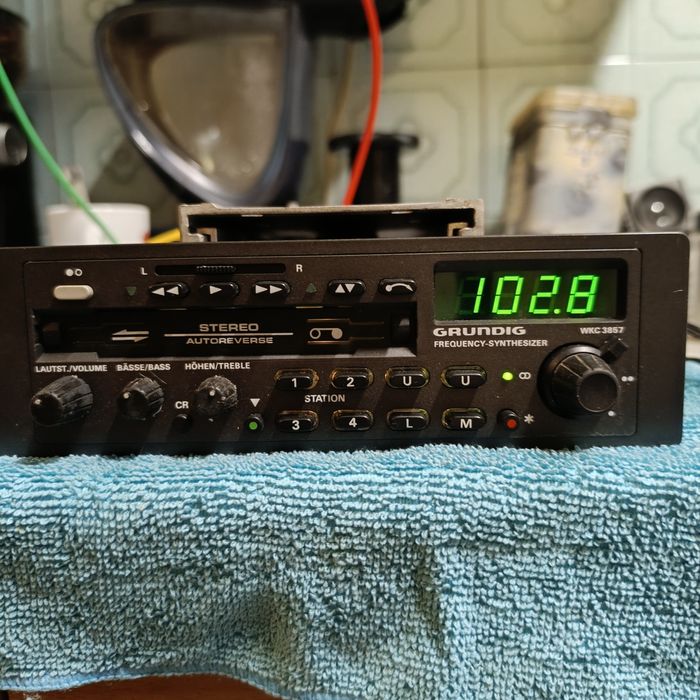 Set ani 80 casetofon+boxe+antenă stare perfectă de funcționare