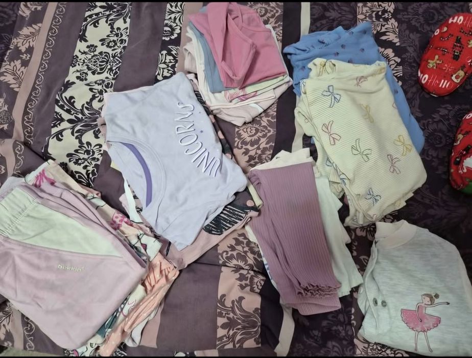 Цяла торба с дрешки за момиче