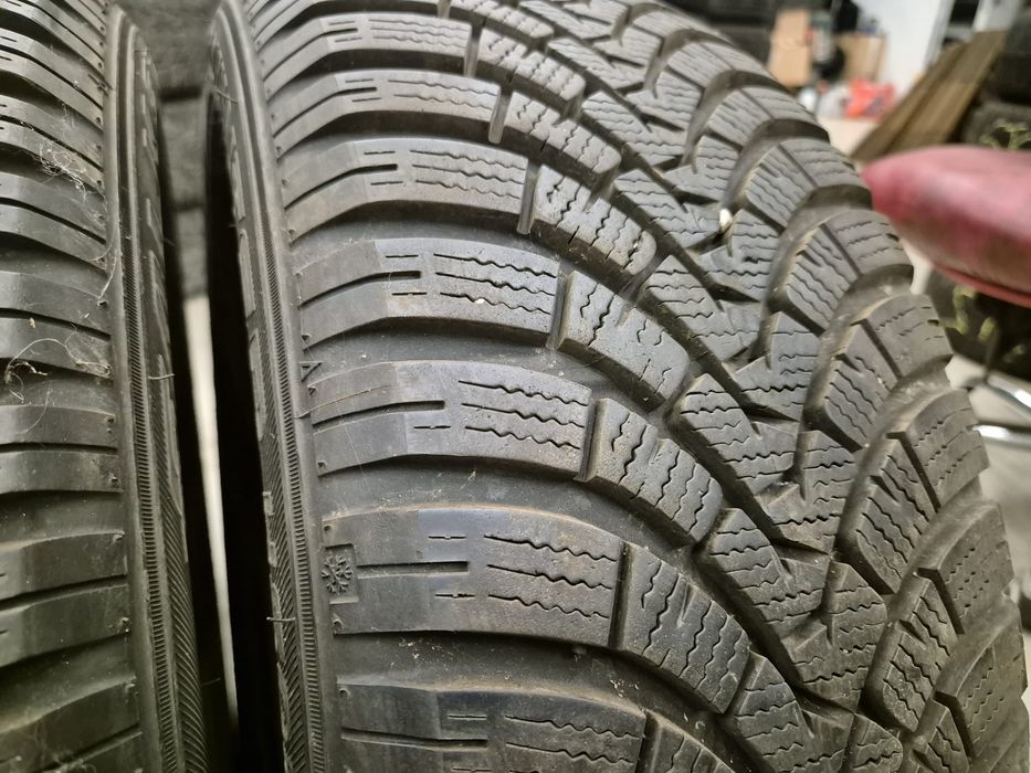 4 anvelope iarna Falken 205 60 16 aproape noi