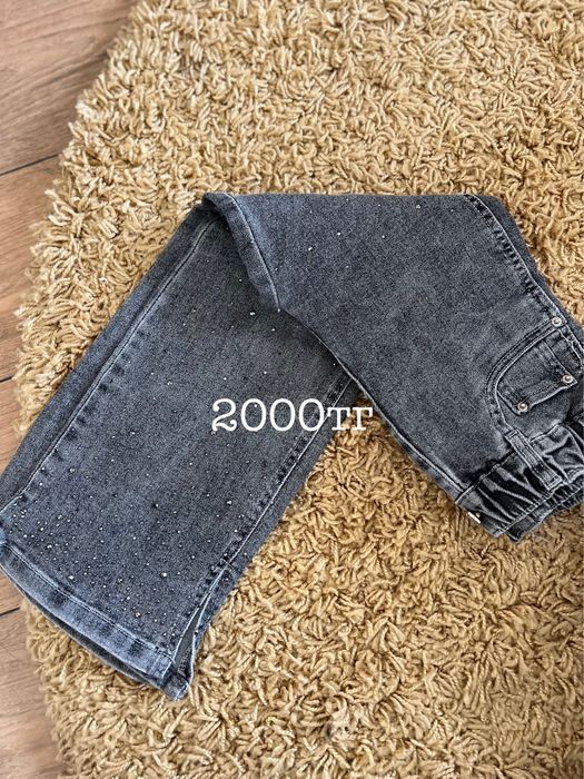 Продам детские куртки