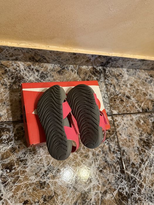 Сандали Nike.Номер 23,5.Стелка 13см.
