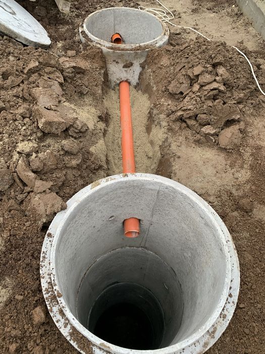 Fose septice /drenaje / canalizări / subtraversari.