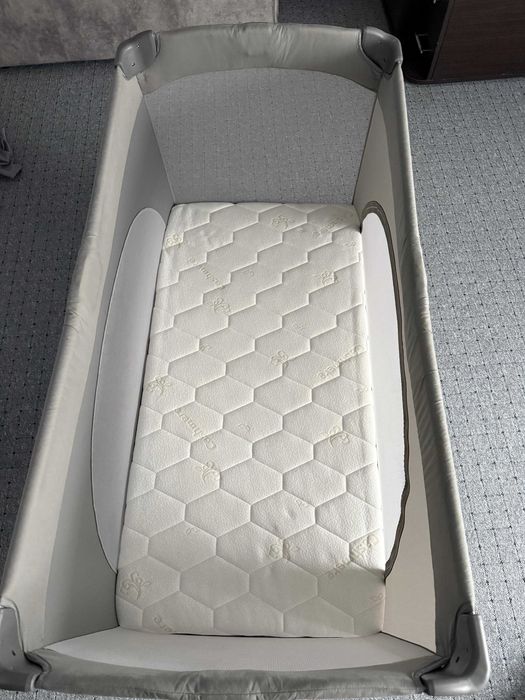 Patut Joie pliabil + saltea