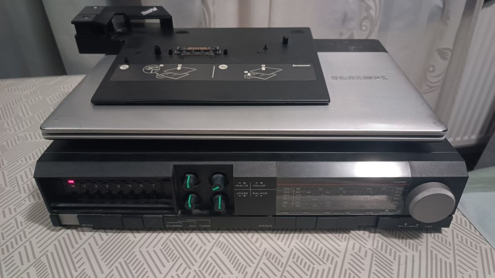 Amplificator,amplituner statie,( boxe)