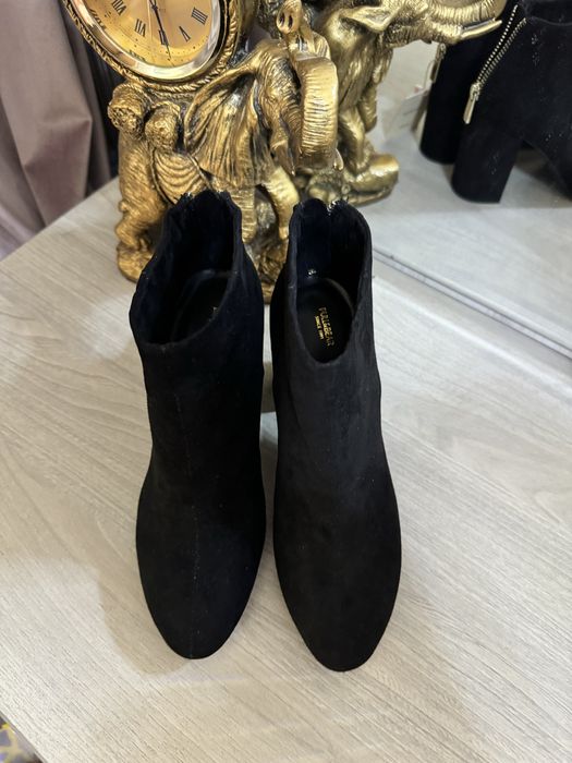 Демисезонные полусапожки