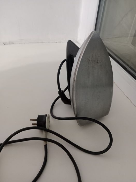 СССР утюг 2000тг