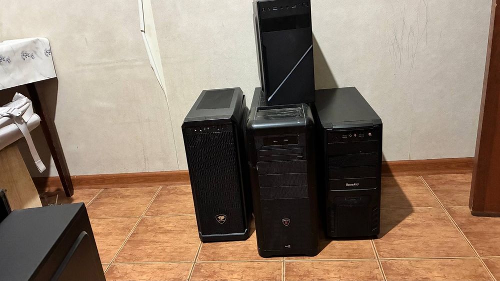 Корпуса, игровые, офисные