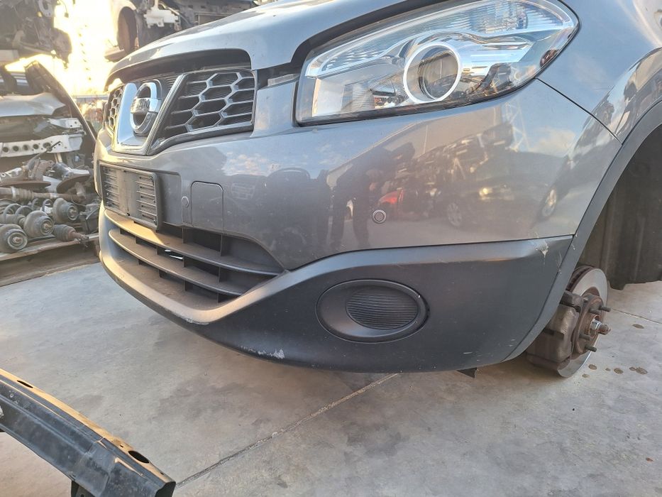 Предна броня Nissan Qashqai / Нисан Кашкай 2013г.
