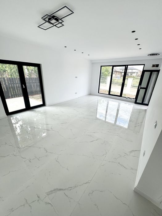Casa individuala cu Predare Imediata - 500 mp teren