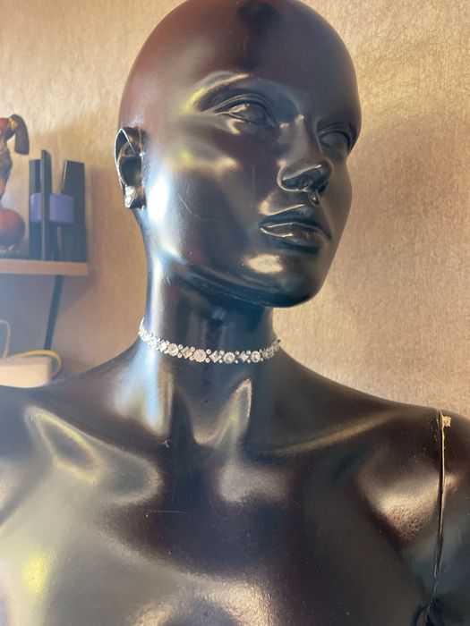 Манекен за дрехи