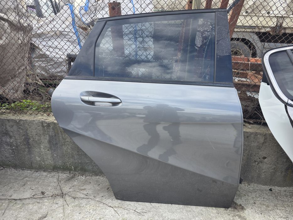 Задна дясна веата  мерцедес B classe