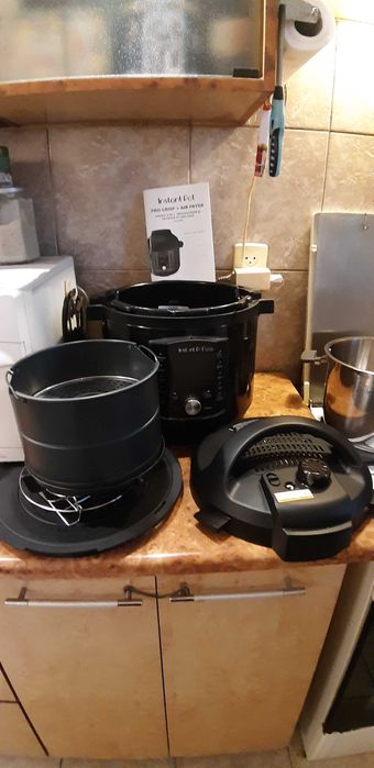 Aparat 2 in 1 Multicooker si Friteuza cu aer cald 7,6 litri