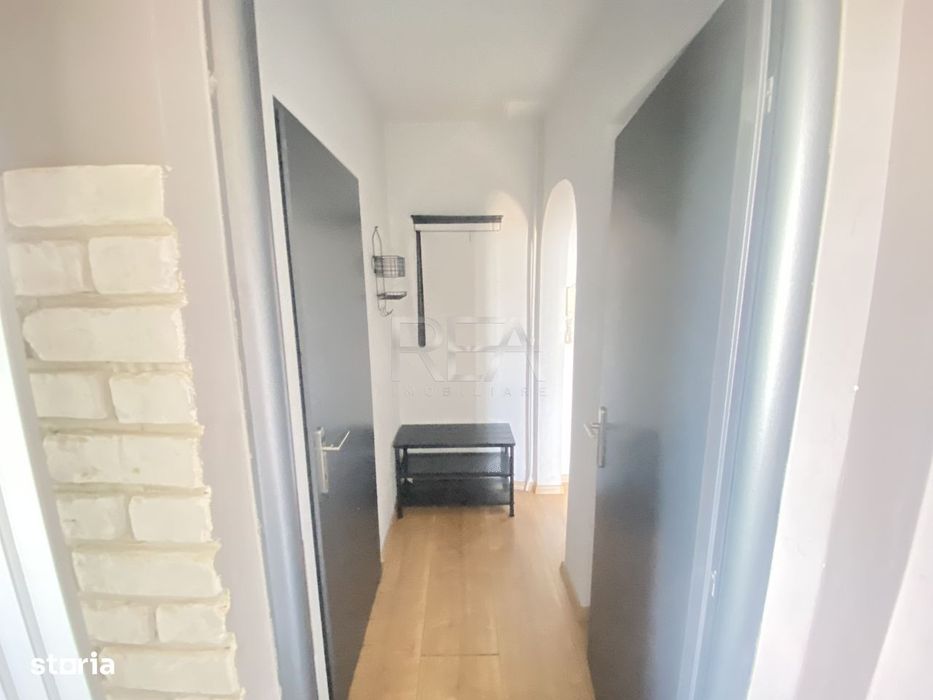 2 Camere-Decomandat-  Ion Campineanu/Sala Palatului/Ideal Pentru Inves