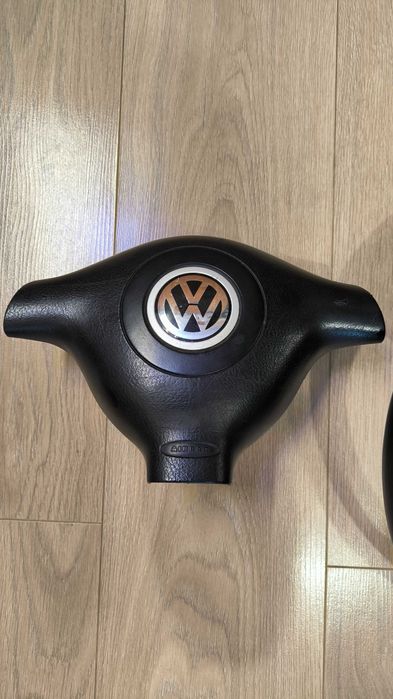 Трилъчев волан за VW, SKODA, SEAT