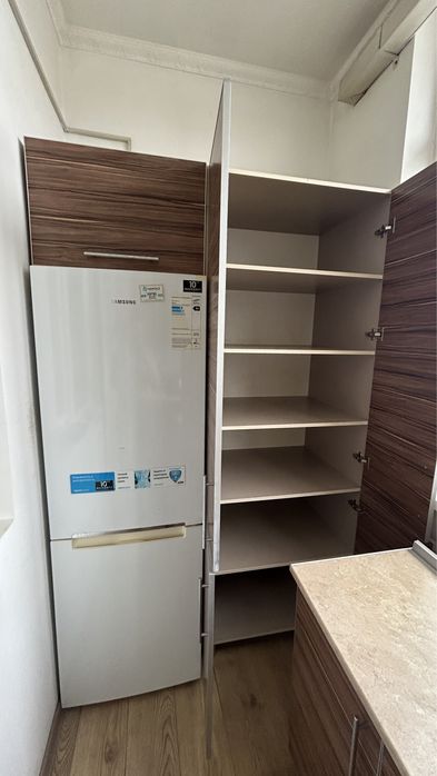 Кухонный гарнитур сатылады срочно