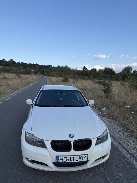 Bmw E91 318D ( an: 2012 )