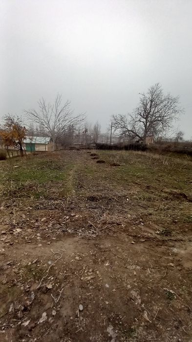 Участка сотилади