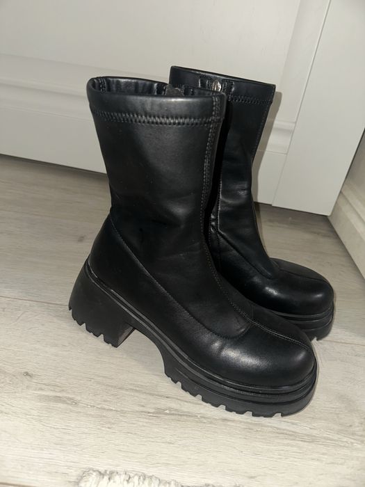 Продам демисезонная обувь