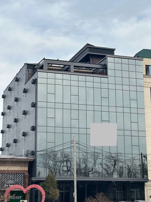 Продаётся Безнес Центр Новый: