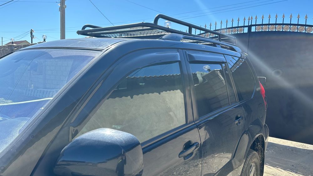 Продам ветровики на Прадо 120