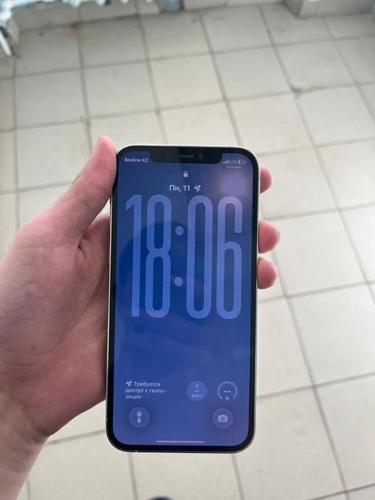 Продам Iphone 12 Pro