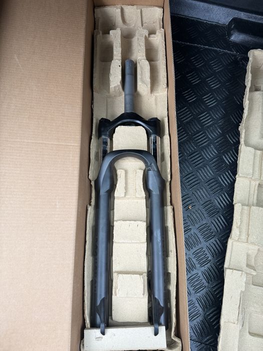 Вилка 26 цола RockShox judy