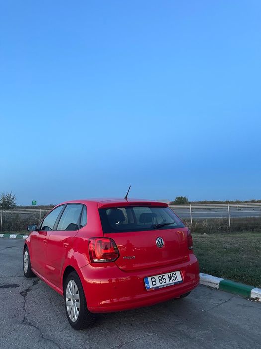 VOLKSWAGEN Polo 2011 — imagine 3