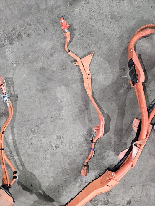 Кабели за Toyota Rav4  plug-in