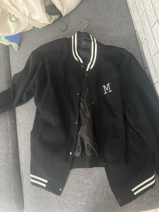 Бомбер, одевал только один раз