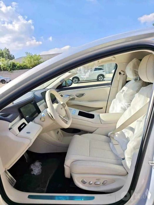 Seal 08 EV 905km Flagship Edition