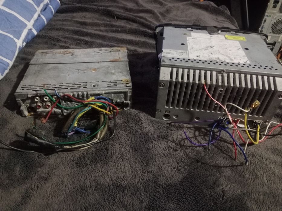 Продам магнитолы