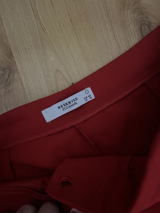 Pantaloni clasici rosii Reserved